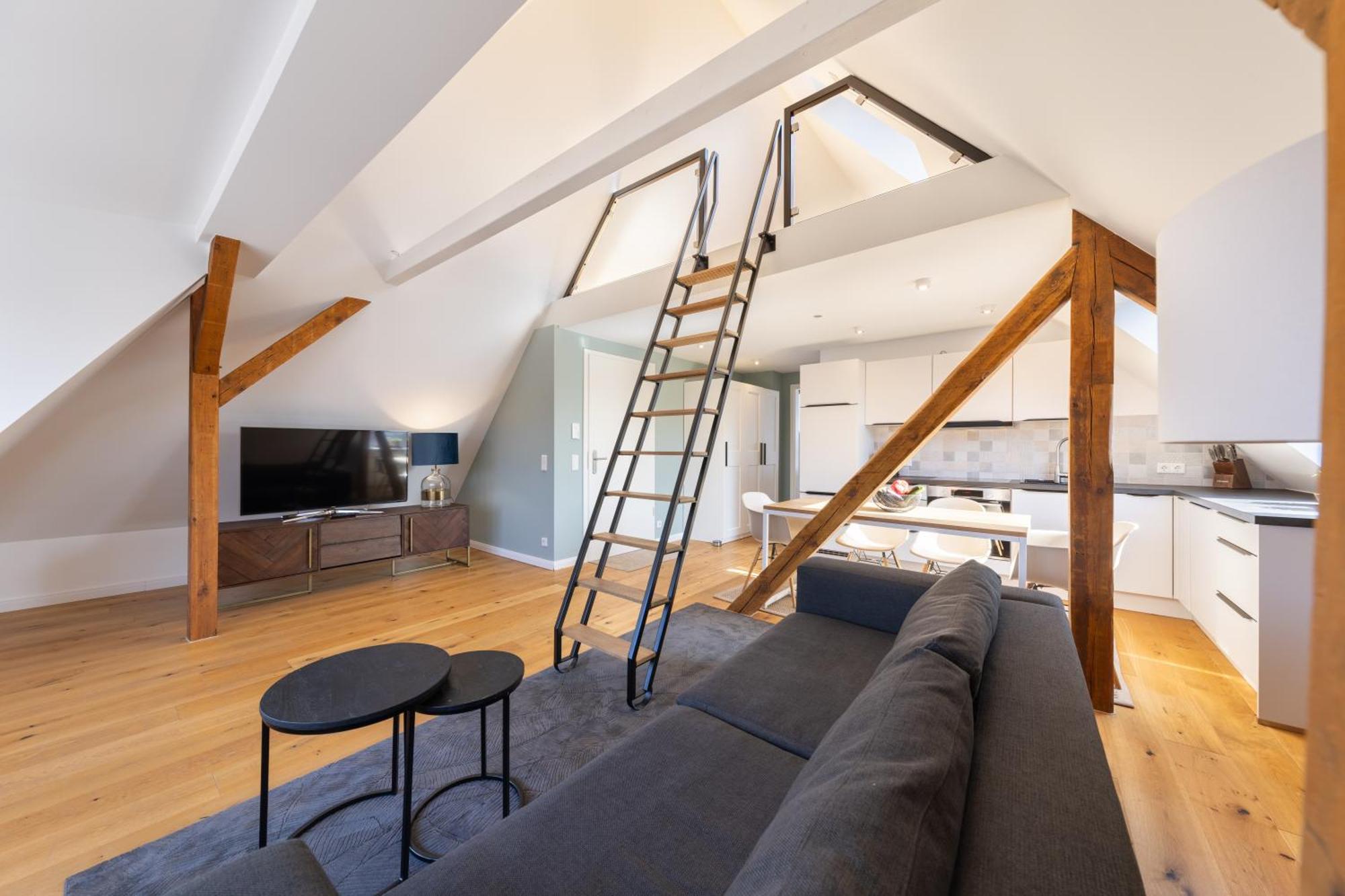רוסטוק Ferienwohnung Strom Ahoi - Premium - Modern - Inkl Stellplatz - 200M Zum Alten Strom - Wasserblick מראה חיצוני תמונה